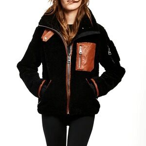 SAM - Boulder Jacket in Black